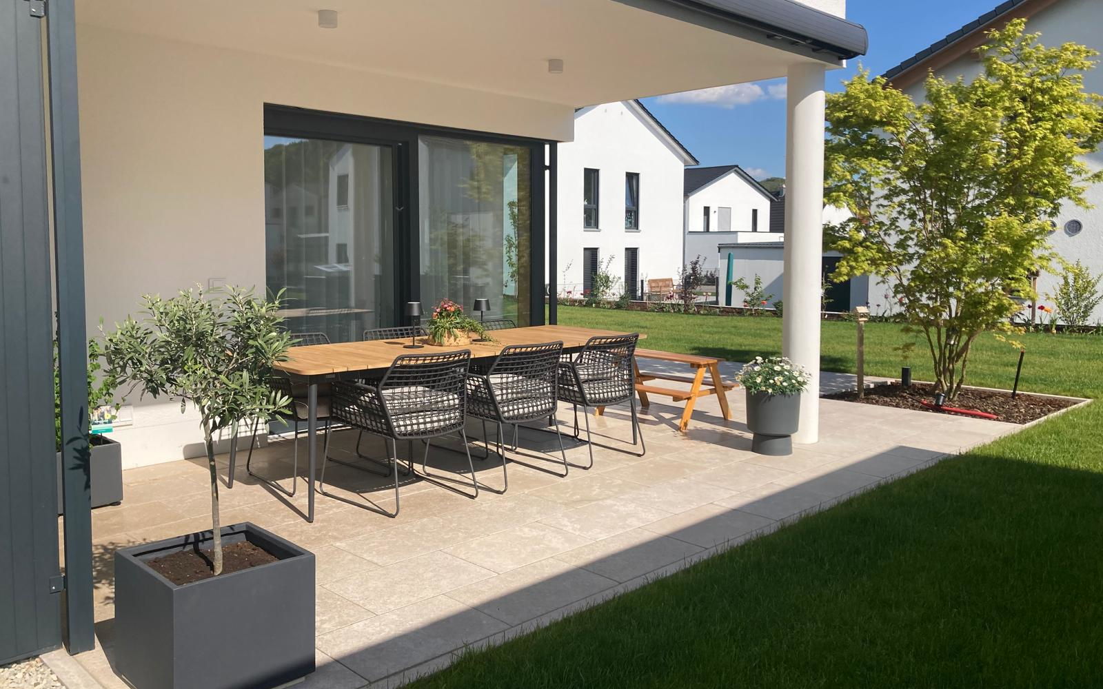 Terrasse von QR-Gartenbau